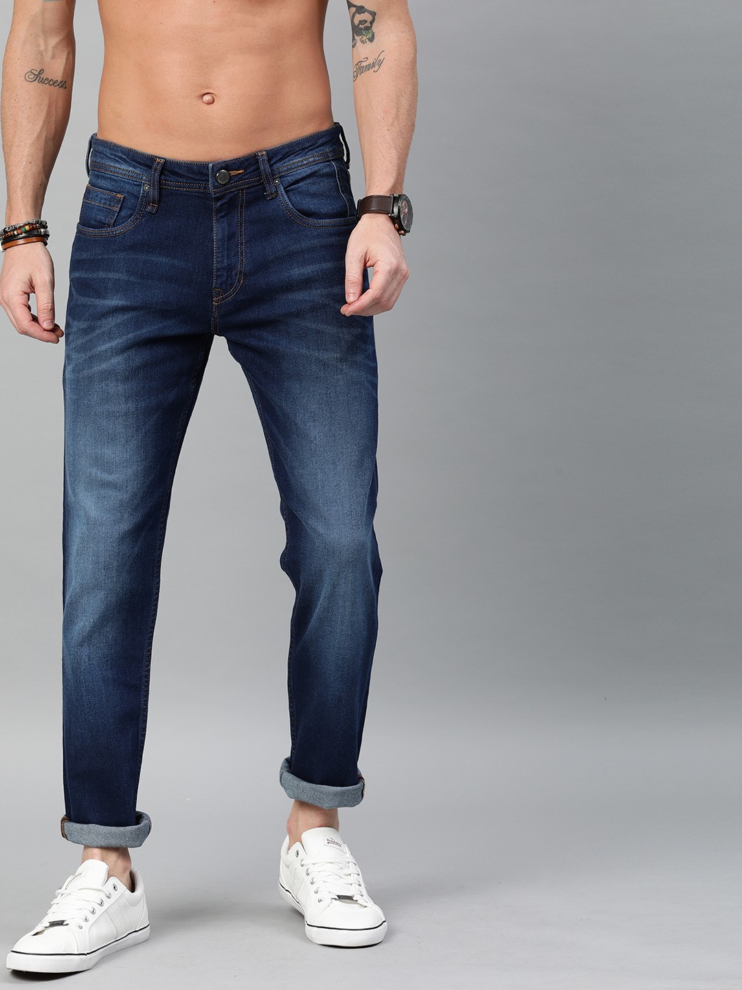 

Roadster Men Blue Slim Tapered Fit Mid-Rise Clean Look Stretchable Jeans