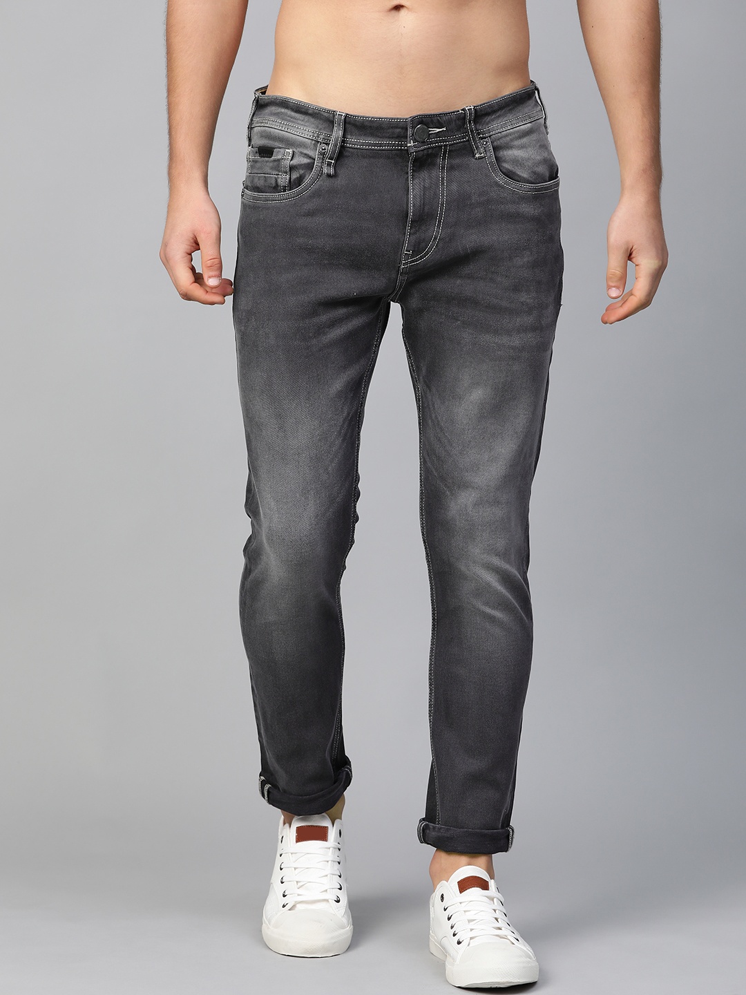 

Roadster Men Charcoal Grey Skinny Fit Mid-Rise Clean Look Stretchable Jeans