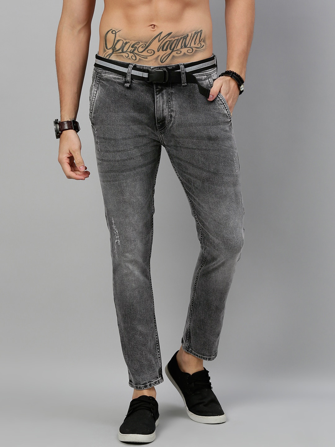 

Roadster Men Grey Skinny Fit Mid-Rise Low Distressed Stretchable Jeans and Reflective Belt