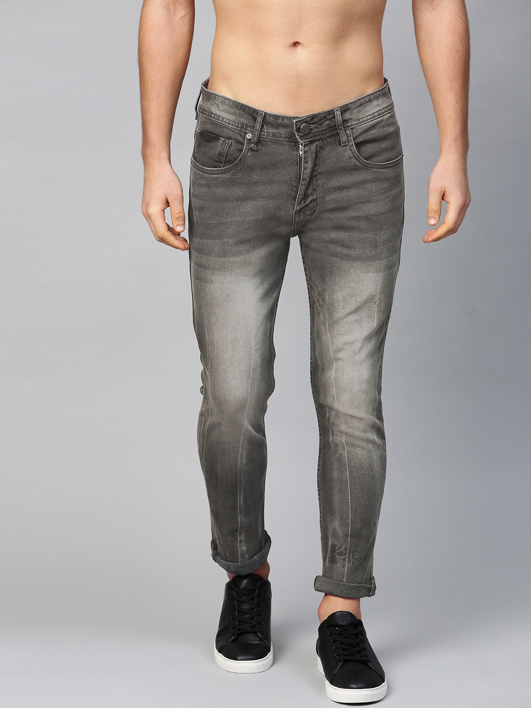 

Roadster Men Charcoal Grey Skinny Fit Mid-Rise Clean Look Stretchable Jeans