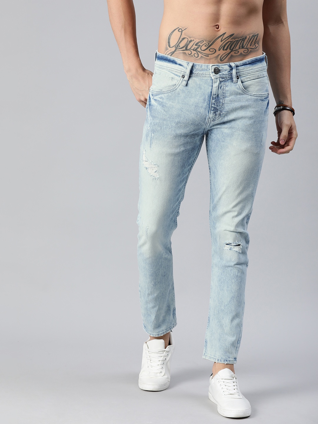

Roadster Men Blue Skinny Fit Mid-Rise Mildly-Distressed Stretchable Jeans