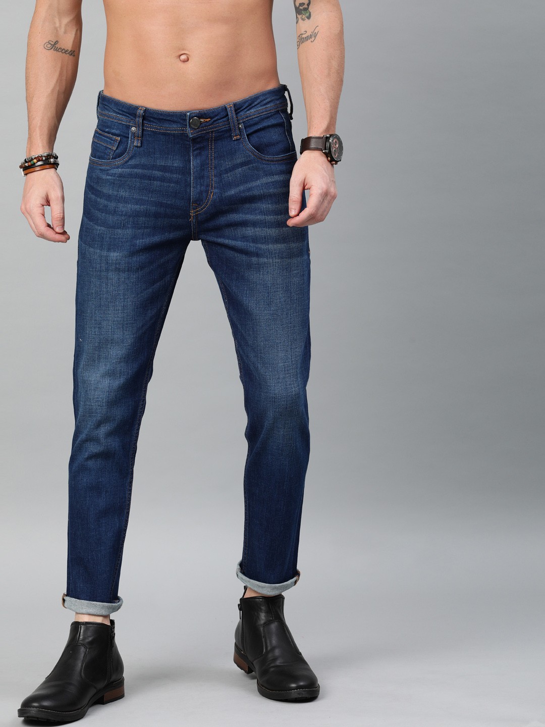 

Roadster Men Blue Slim Tapered Fit Mid-Rise Clean Look Stretchable Jeans