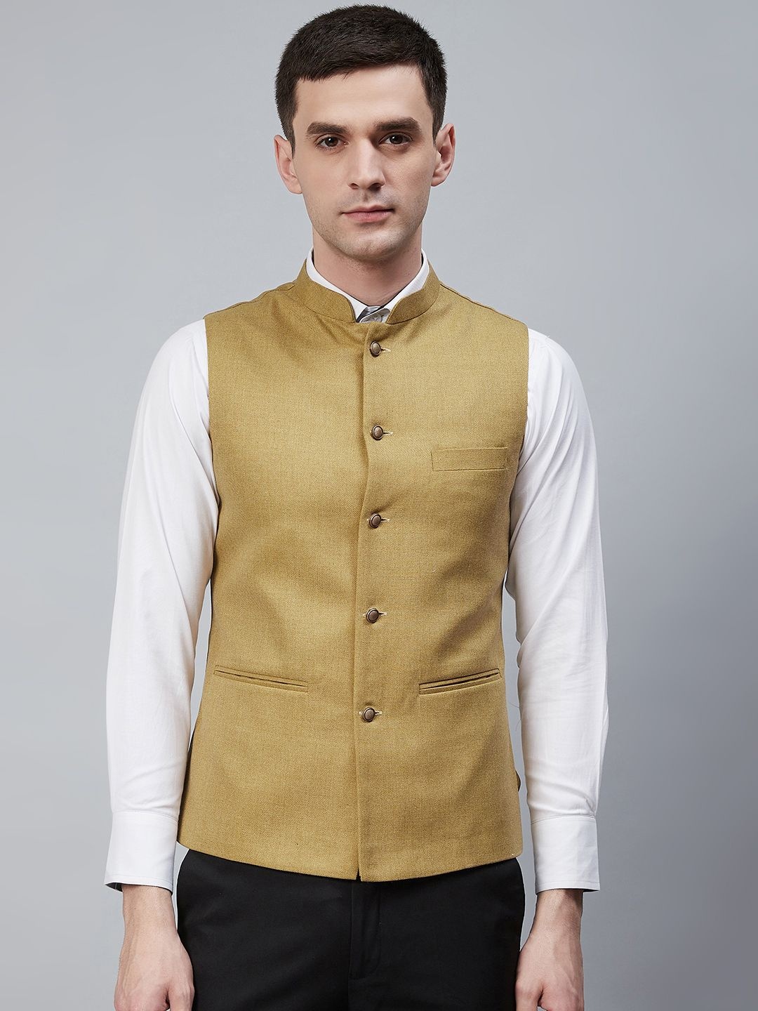 

Shaftesbury London Men Khaki Solid Nehru Jacket