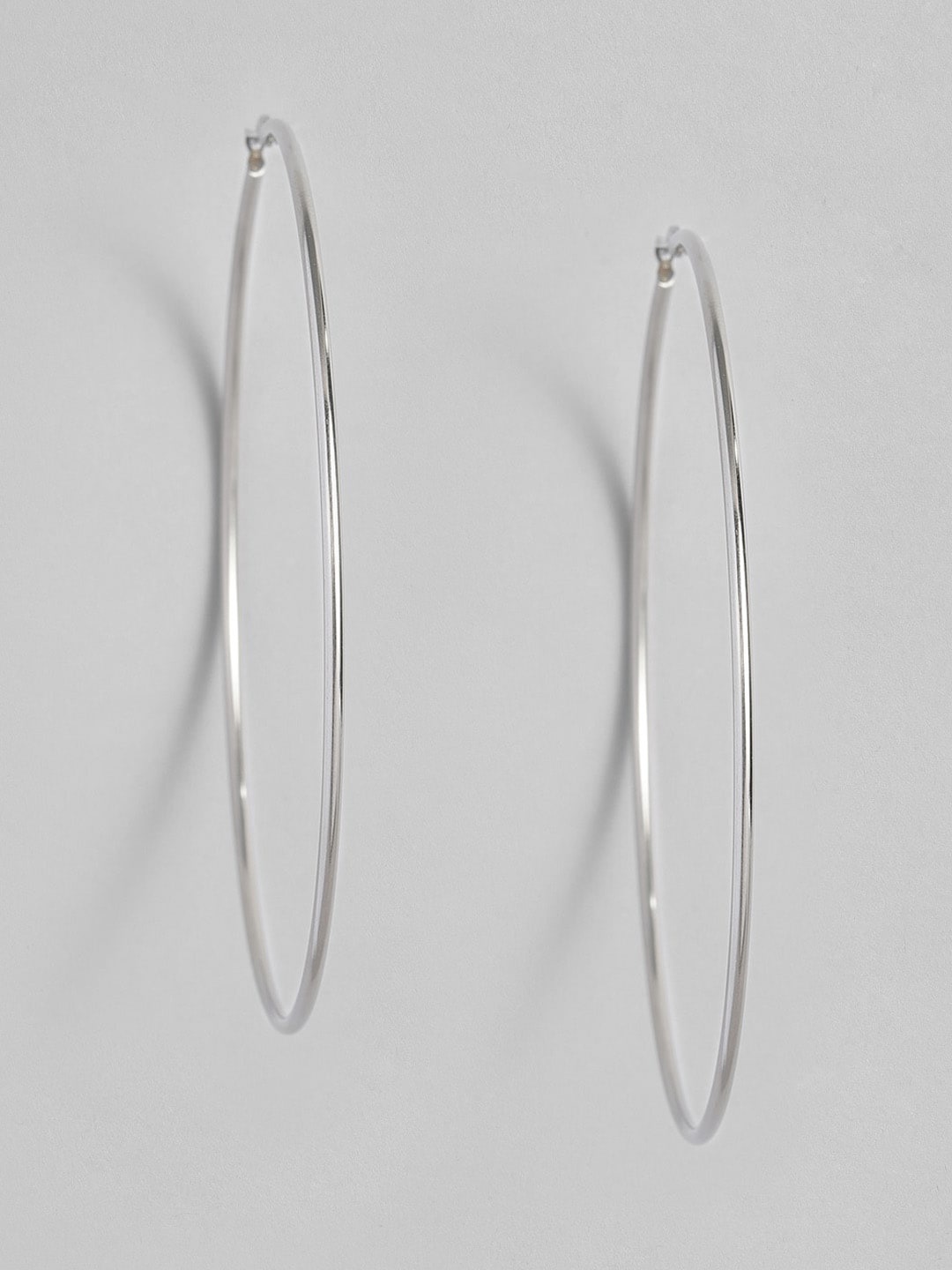 

DressBerry Silver-Plated Circular Hoop Earrings