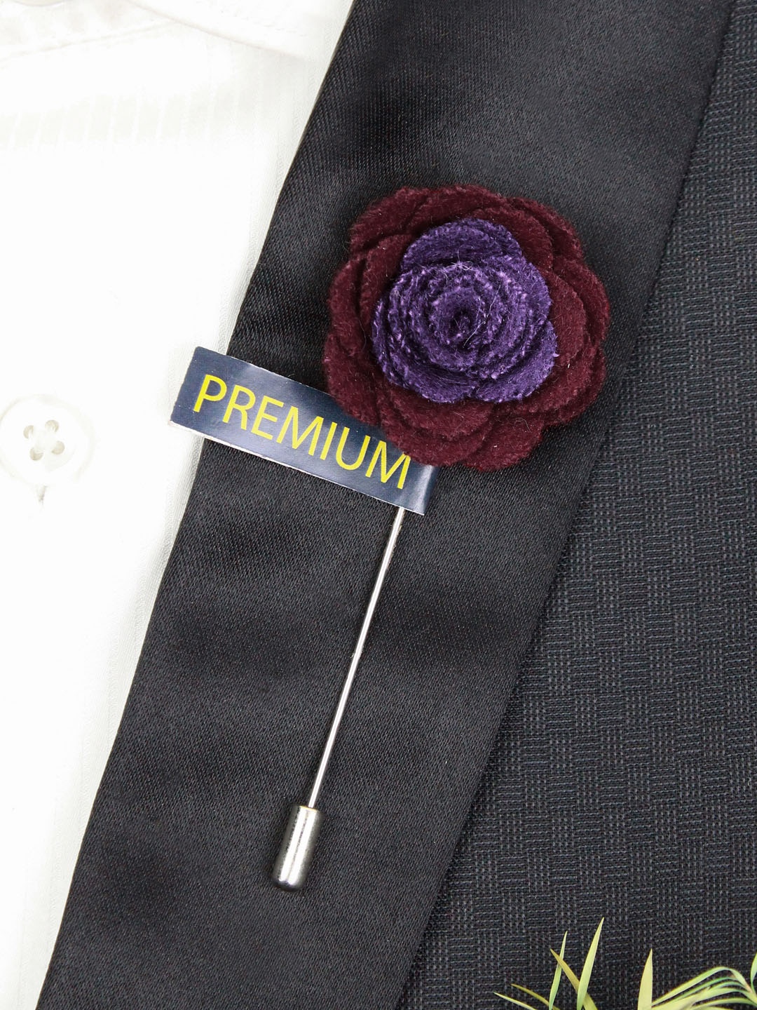 

PELUCHE Unisex Purple & Burgundy Graceful Bloom Lapel Pin