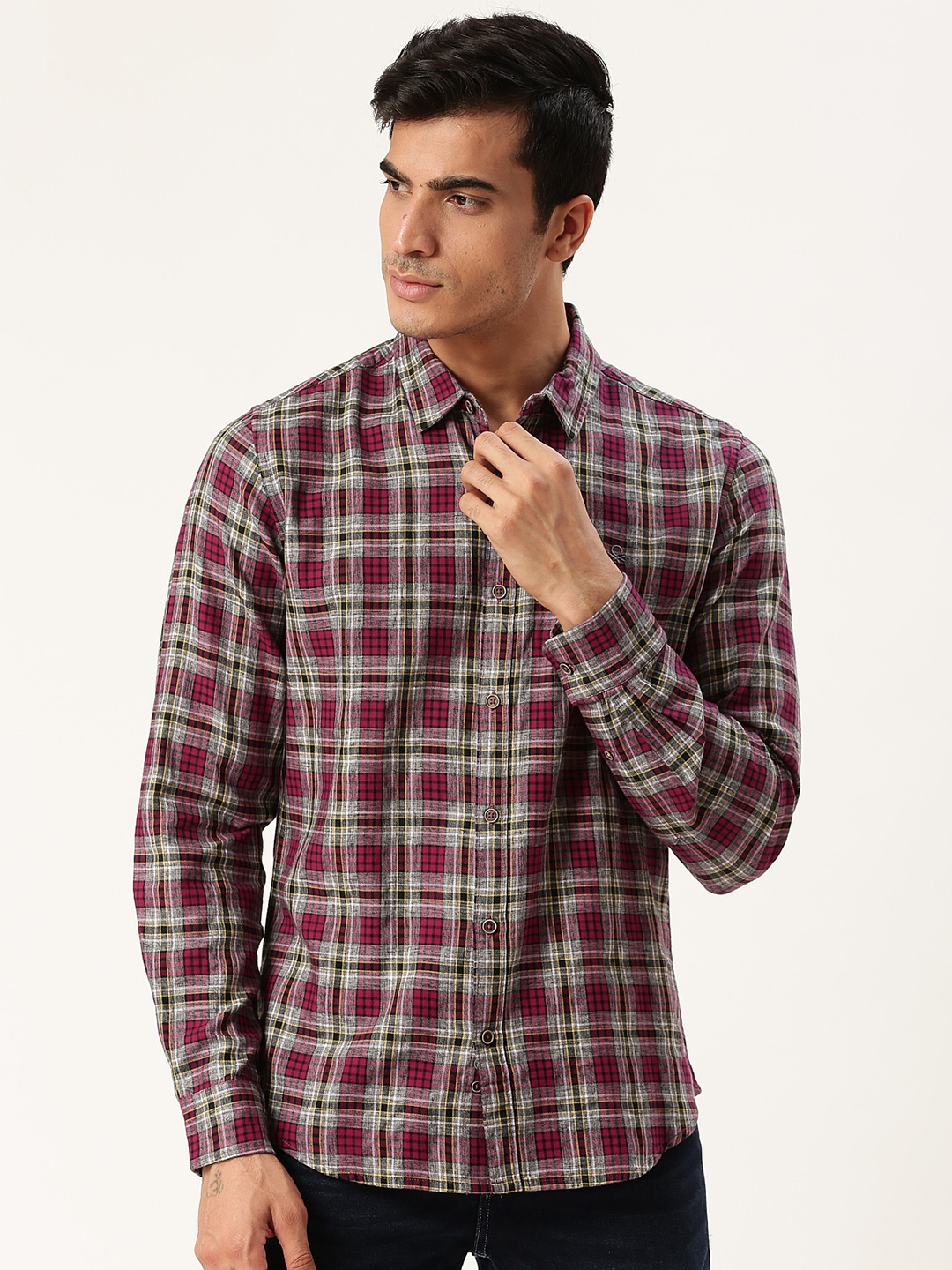 

United Colors of Benetton Men Pink & Grey Melange Slim Fit Checked Casual Shirt