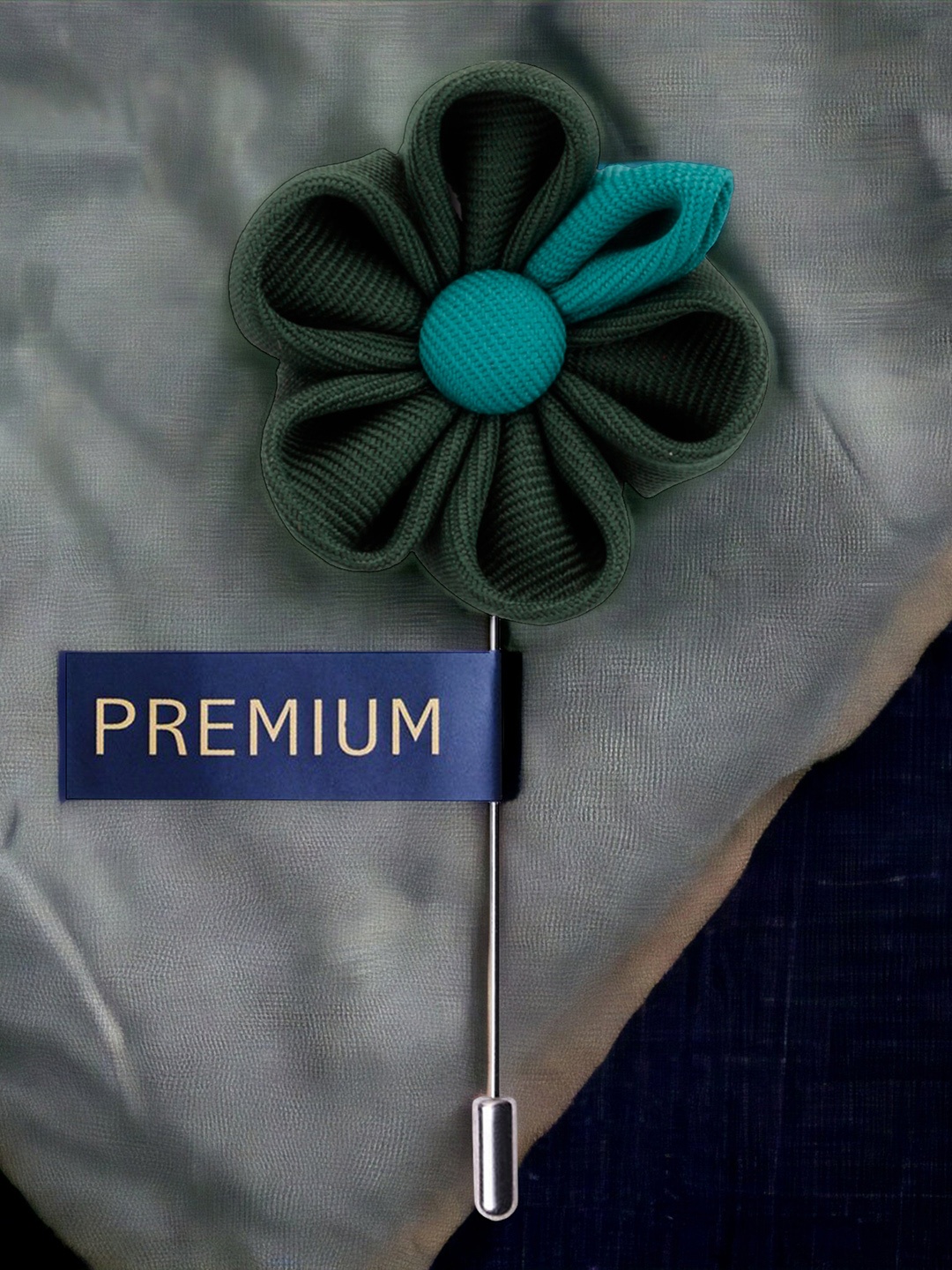 

PELUCHE Unisex Green & Sea Green Dual Shaded Beauty Lapel Pin