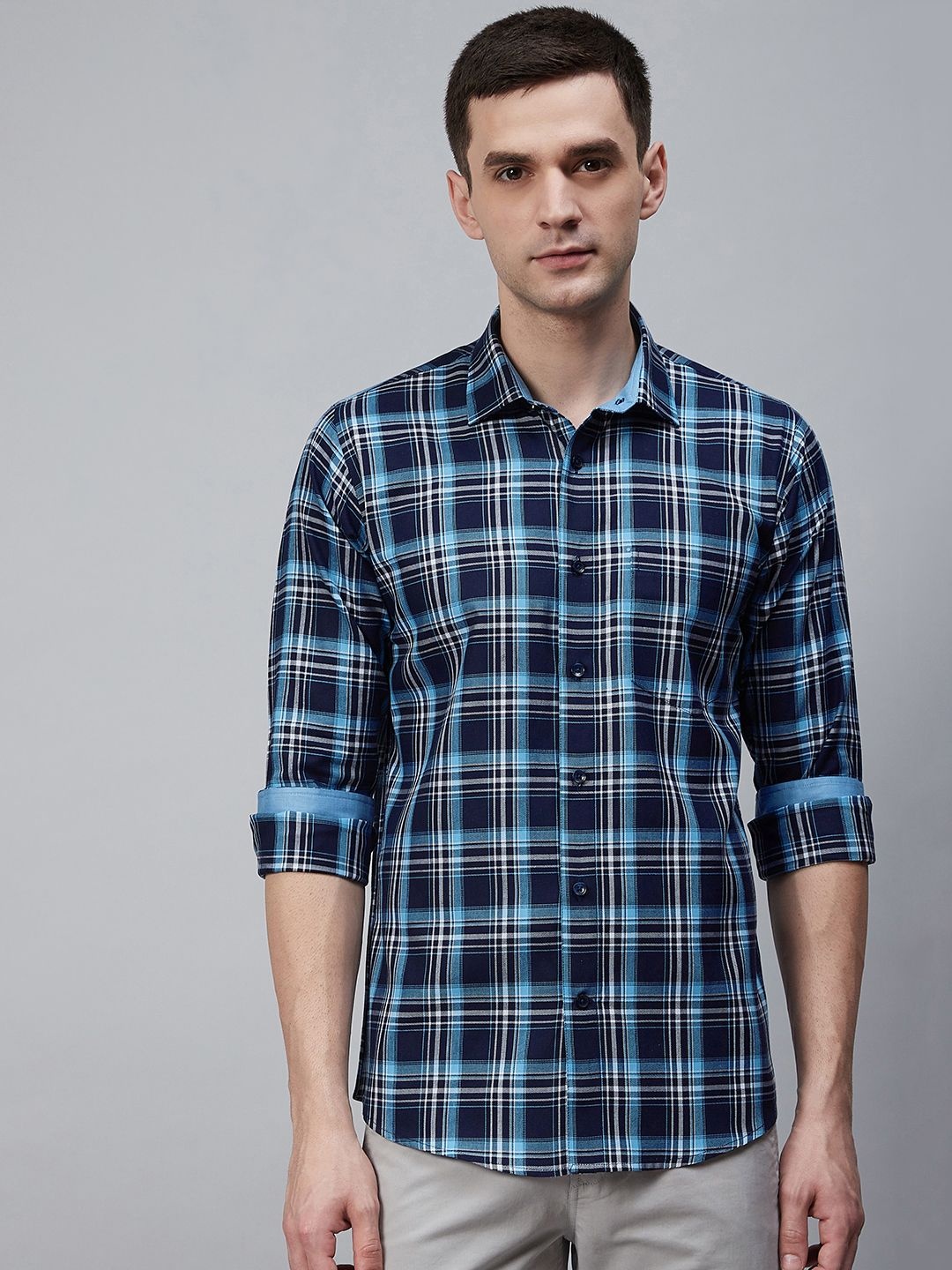 

Shaftesbury London Men Blue Smart Slim Fit Oxford Weave Checked Eco-Friendly Casual Shirt