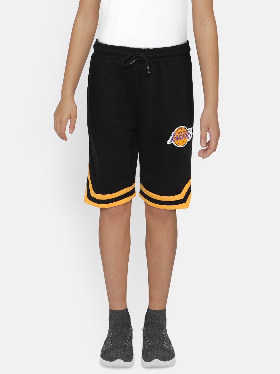

NBA Boys Black Solid Regular Shorts