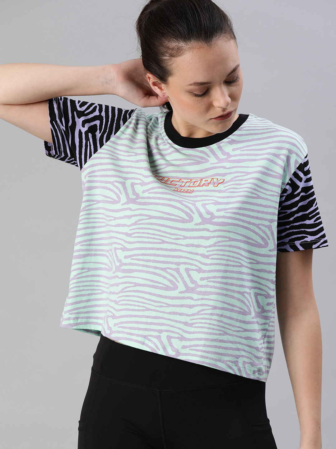 

Hrx By Hrithik Roshan Women Mist Green Printed Tie & Dye Boxy Fit Lycra Lifestyle T-shirt