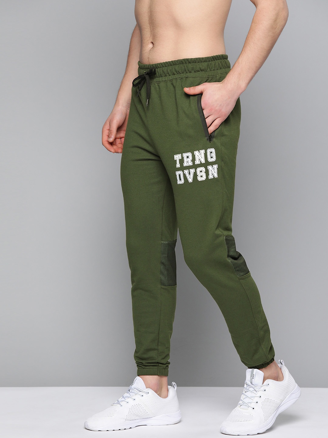 

HRX by Hrithik Roshan Men Kombu Green Pure Cotton Solid Regular Fit Training Joggers