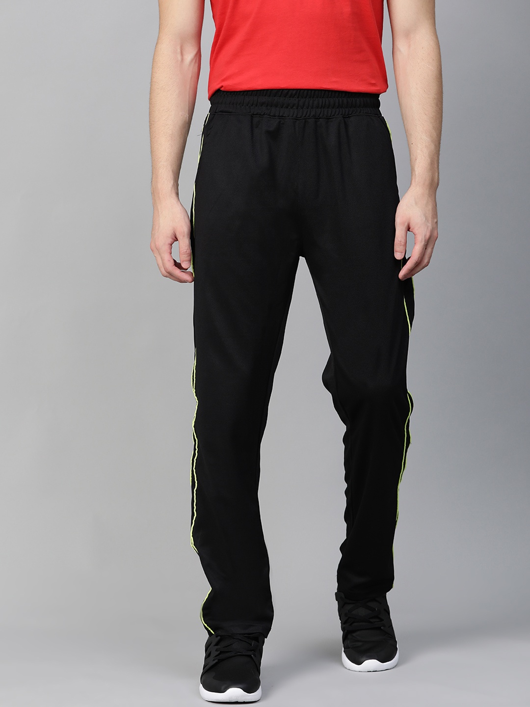 

HRX by Hrithik Roshan Men Black Solid Regular Fit Rapid Dry Cricket Track Pants