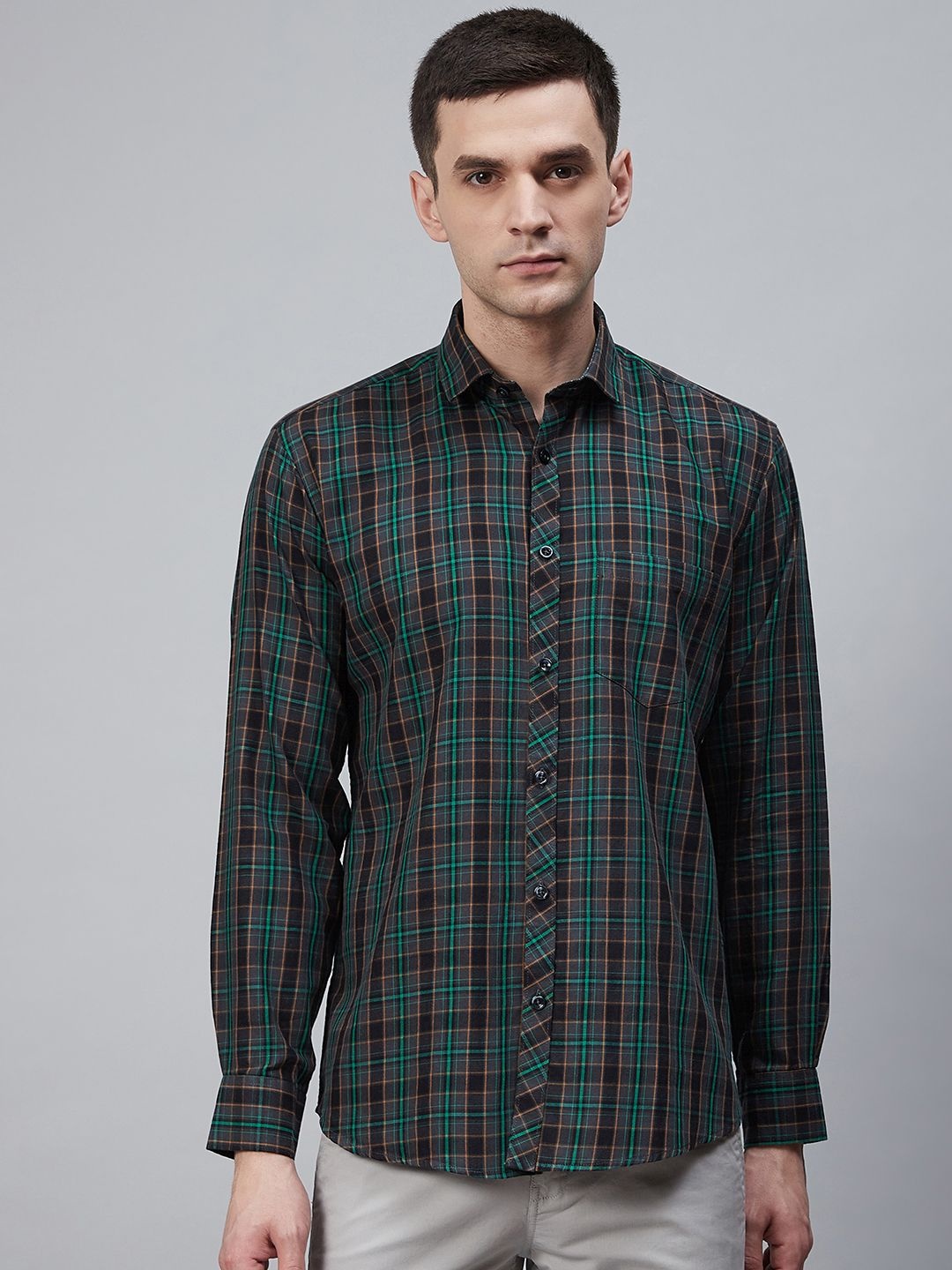 

Shaftesbury London Men Green & Black Enzyme-Washed Eco-Friendly Smart Fit Checked Shirt