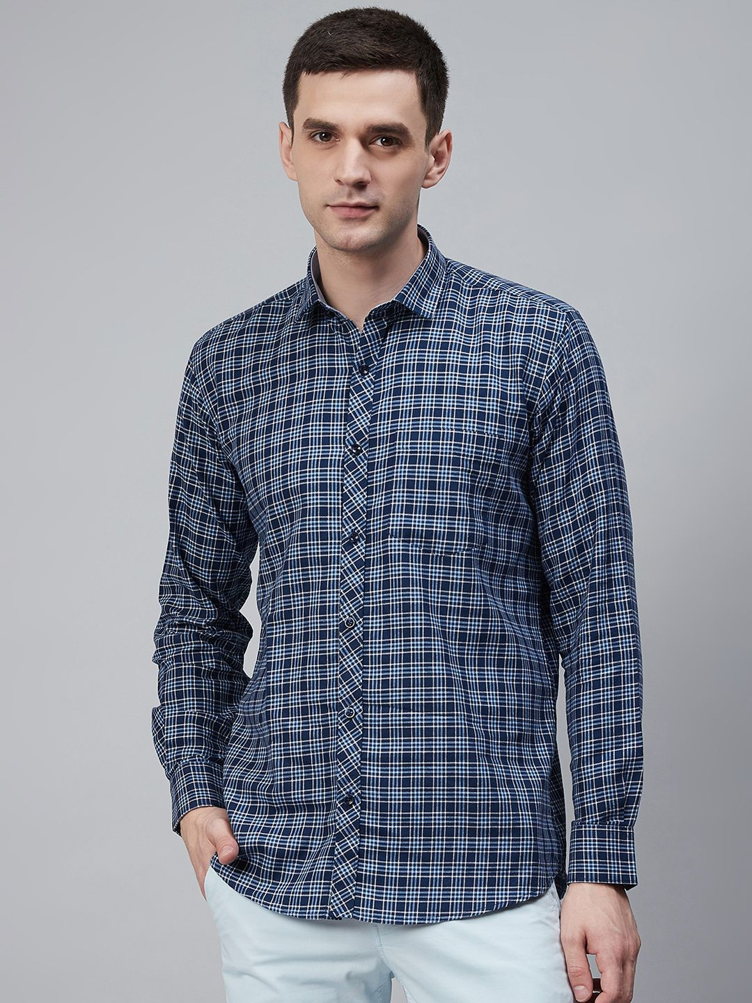 

Shaftesbury London Men Blue & White Enzyme-Washed Eco-Friendly Smart Fit Checked Shirt