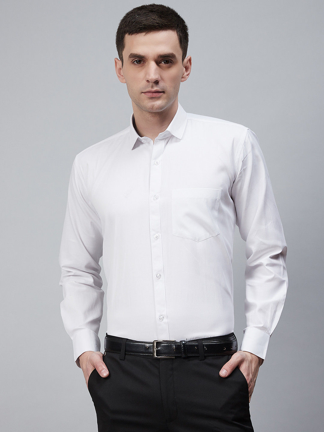 

Shaftesbury London Men White Enzyme-Washed Eco-Friendly Smart Slim Fit Solid Formal Shirt