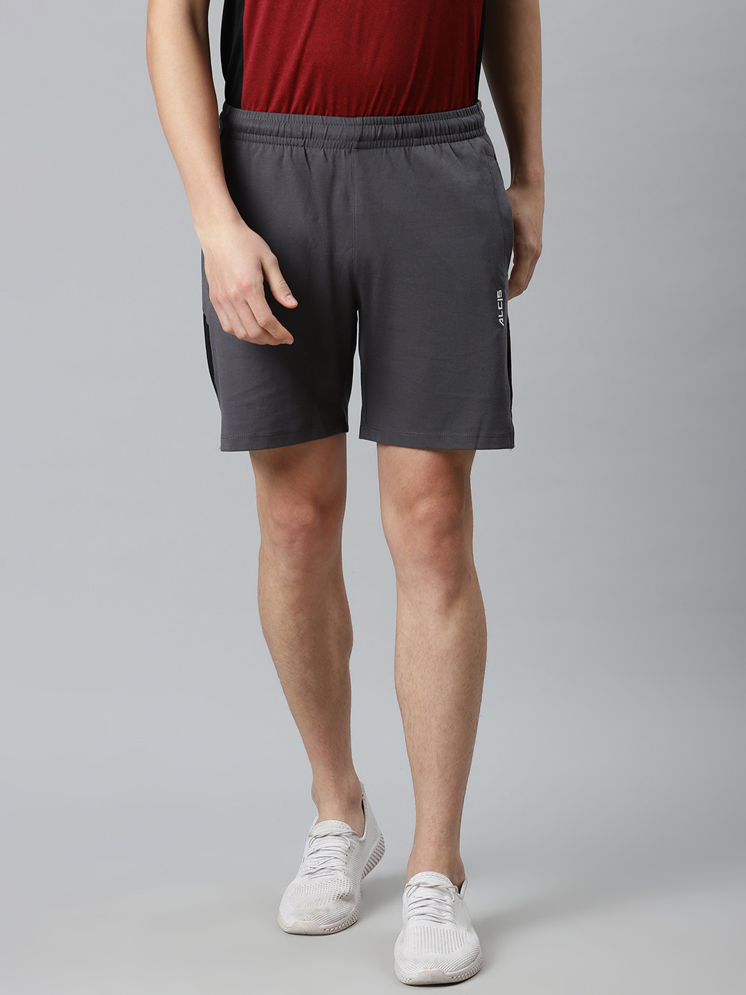 

Alcis Men Charcoal Grey Solid Sports Shorts