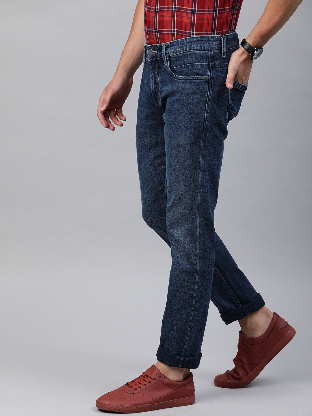 

Louis Philippe Jeans Men Blue Matt Slim Fit Low-Rise Clean Look Stretchable Jeans