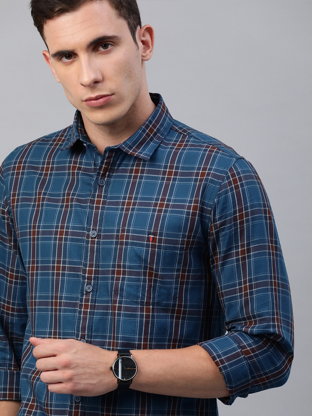 

Louis Philippe Jeans Men Navy Blue & Brown Super Slim Fit Checked Casual Shirt