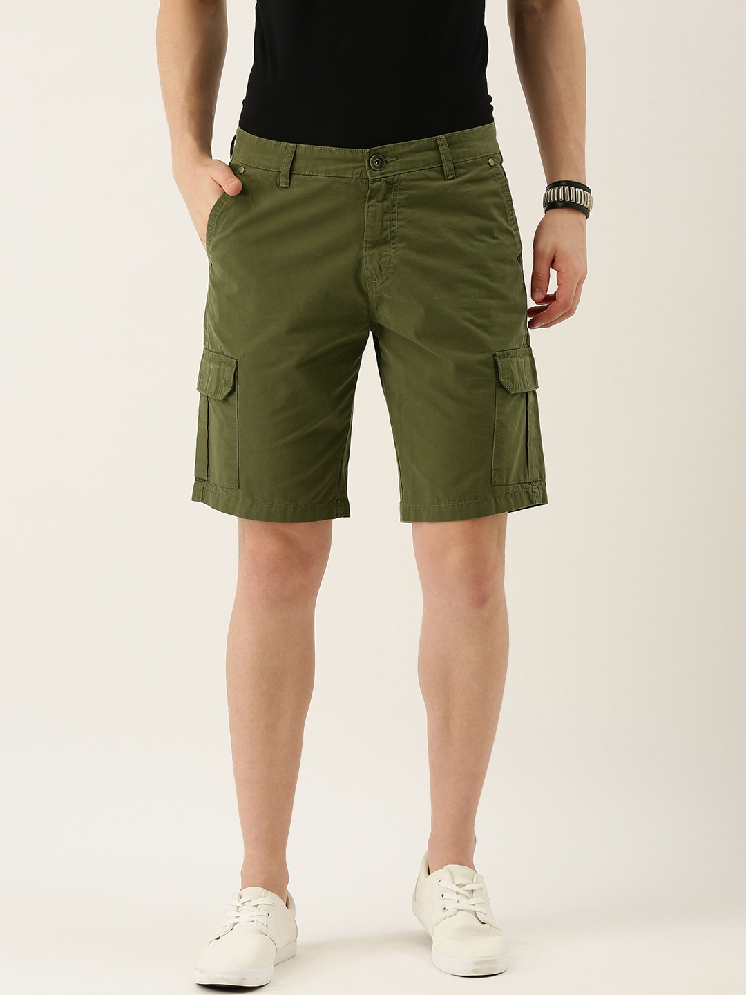 

IVOC Men Olive Green Solid Slim Fit Cargo Shorts