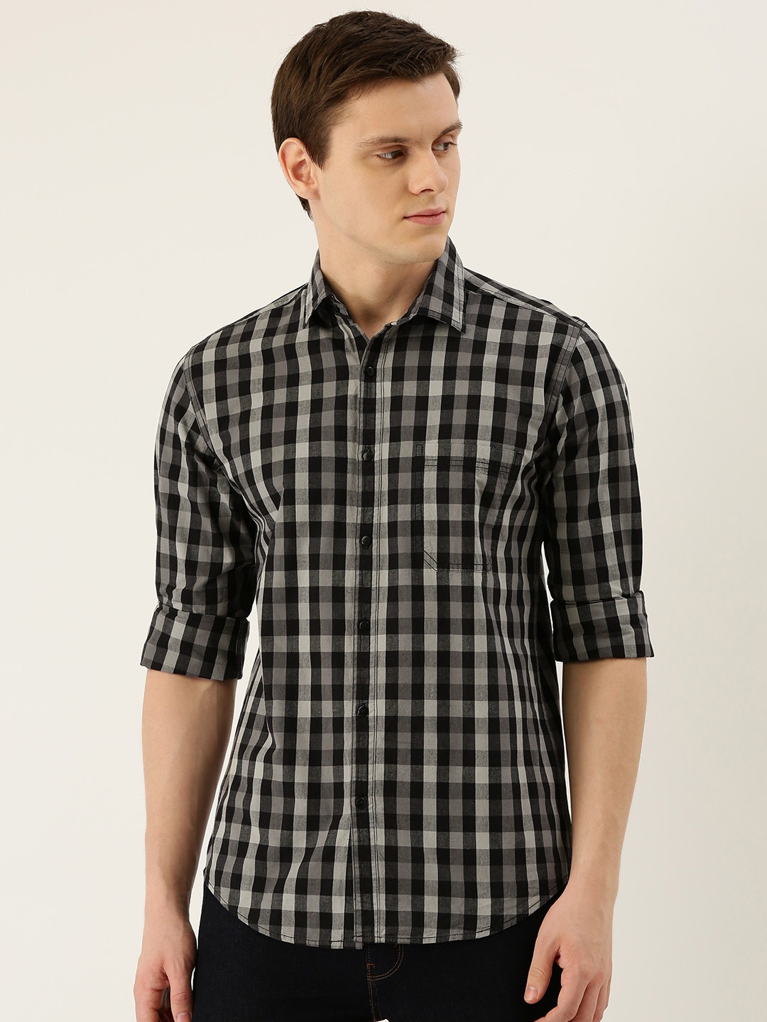 

IVOC Men Black & Grey Slim Fit Checked Casual Shirt