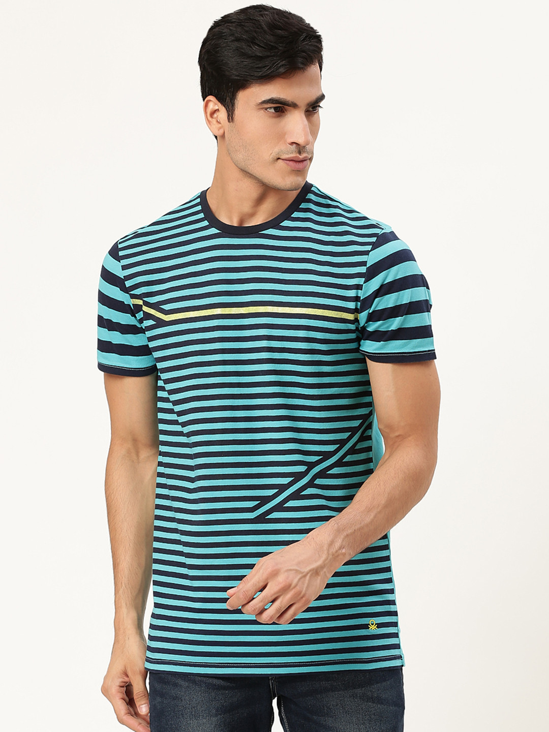

United Colors of Benetton Men Blue Striped Round Neck Pure Cotton T-shirt