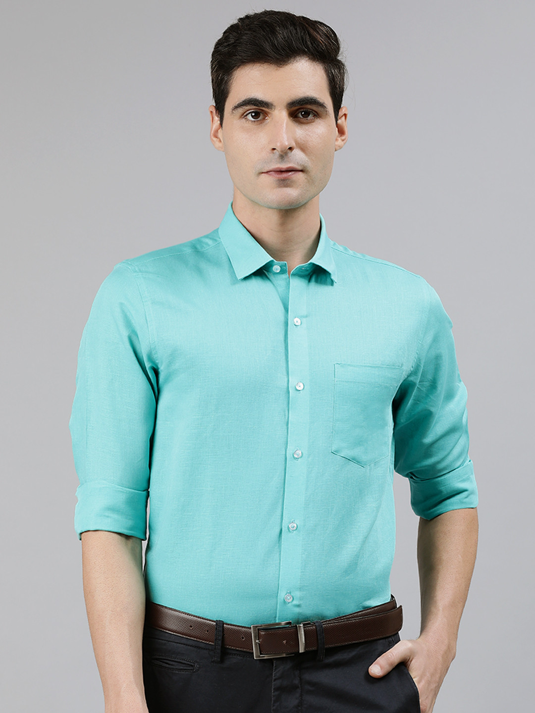 

Turtle Men Green Slim Fit Textured Formal Shirt