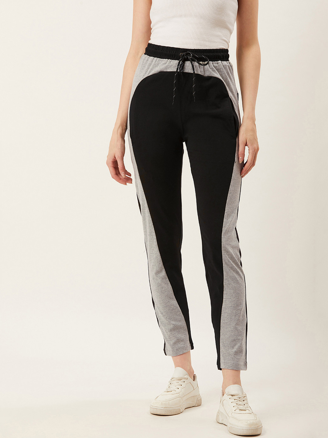 

Alsace Lorraine Paris Women Black & Grey Melange Colourblocked Track Pants
