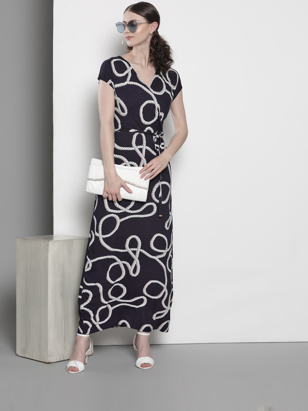 

DOROTHY PERKINS Women Navy Blue & White Printed Maxi Dress