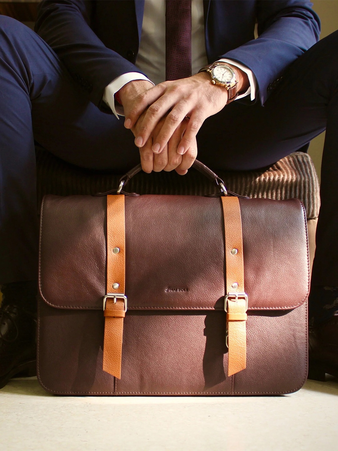 

MAI SOLI Men Brown Solid Leather Laptop Bag