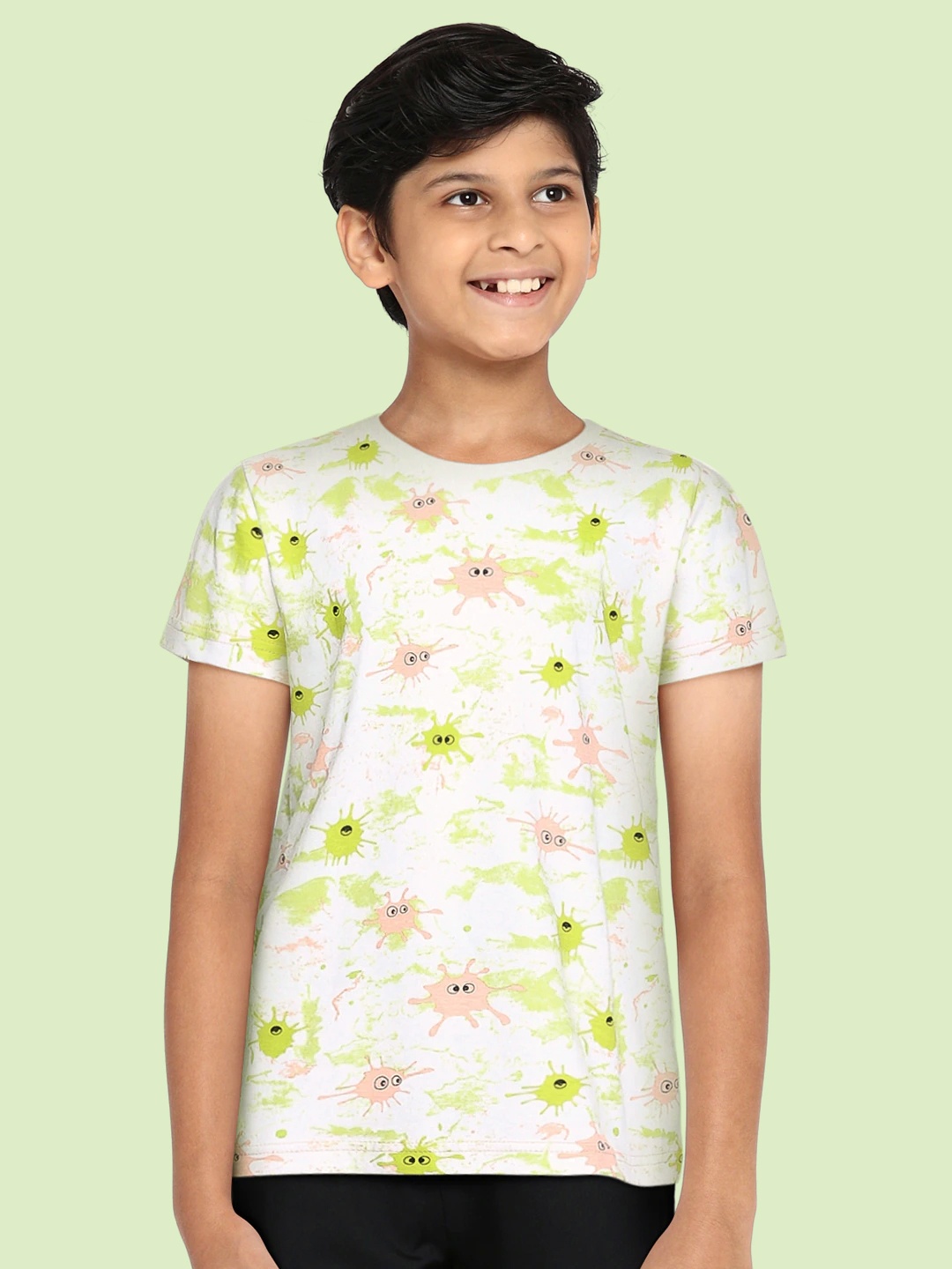 

Gini and Jony Boys White & Green Printed Round Neck T-shirt