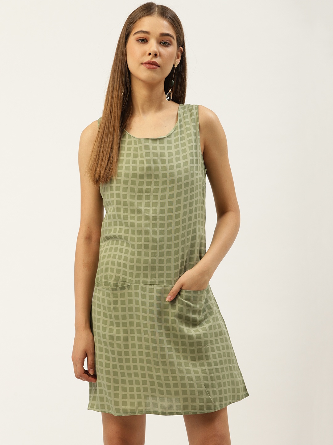 

An Episode Women Mint Green Checked Shift Dress