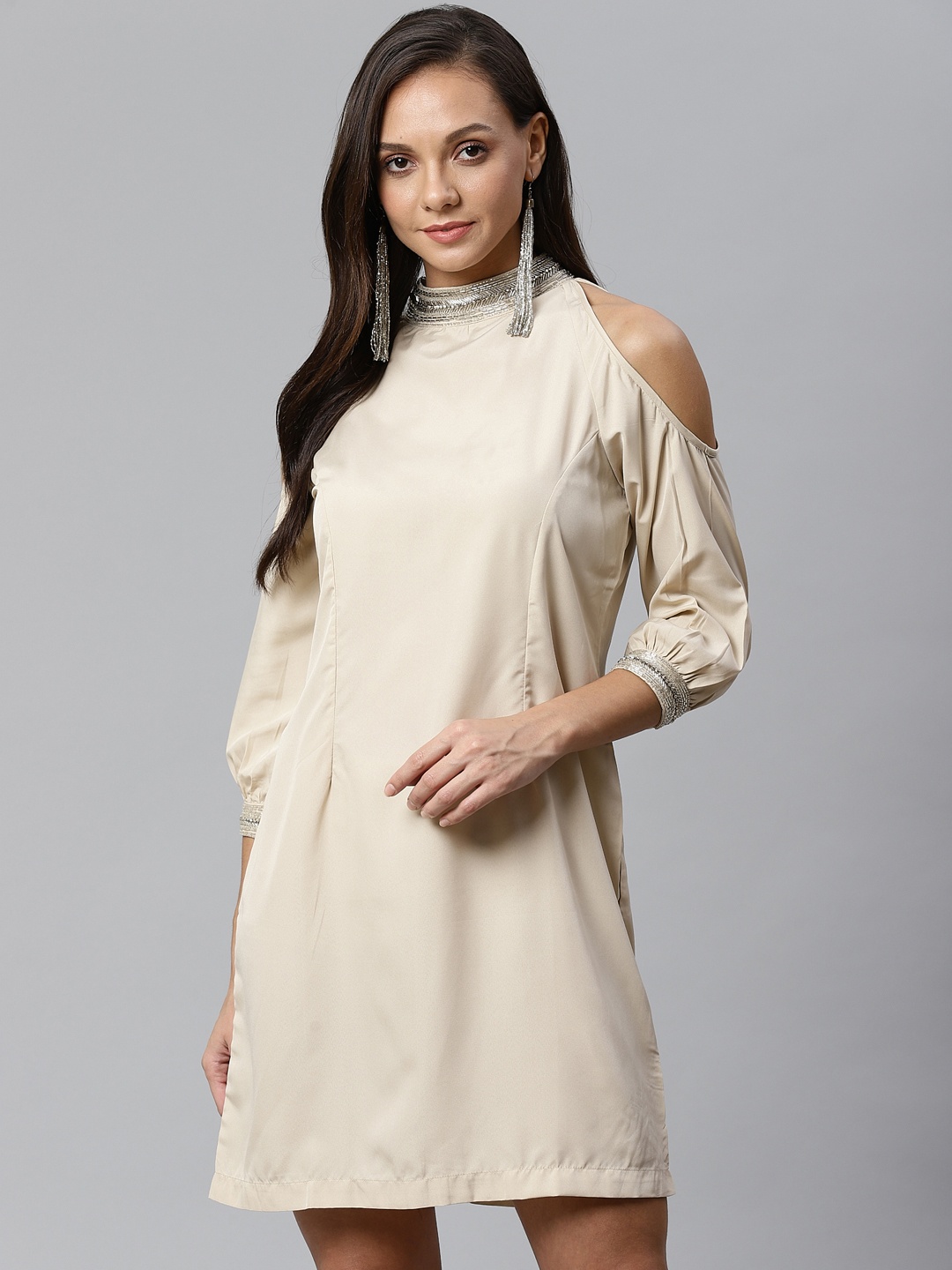 

VARUSHKA Women Beige Solid Cold-Shoulder Shift Dress