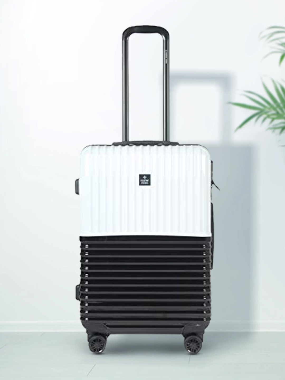 

Nasher Miles Istanbul Colourblocked Hard Trolley Suitcase - 65 cm, Multi