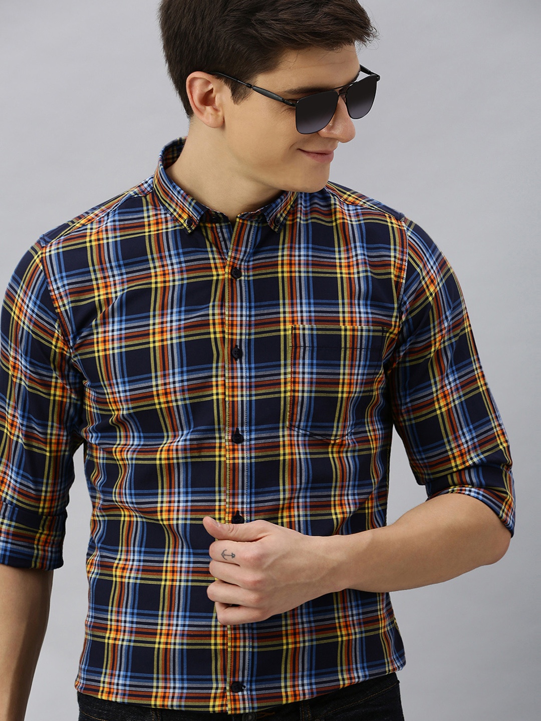

Mast & Harbour Men Navy Blue & Yellow Regular Fit Checked Casual Shirt