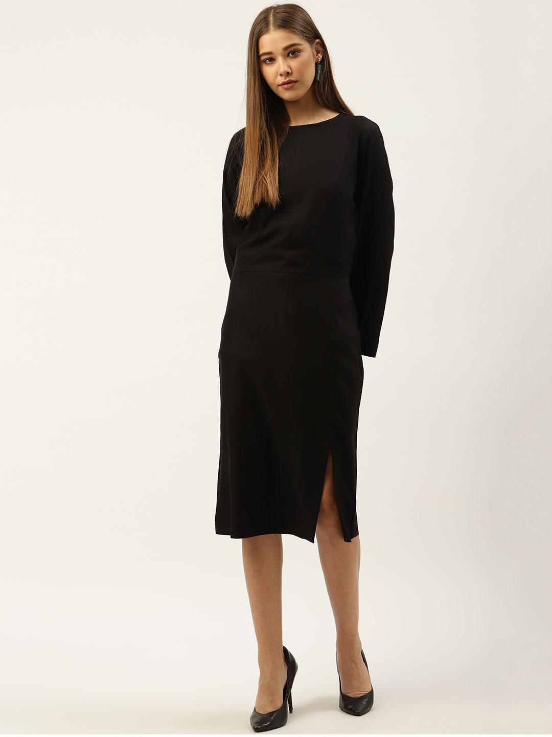 

An Episode Women Black Solid Sheath Dress