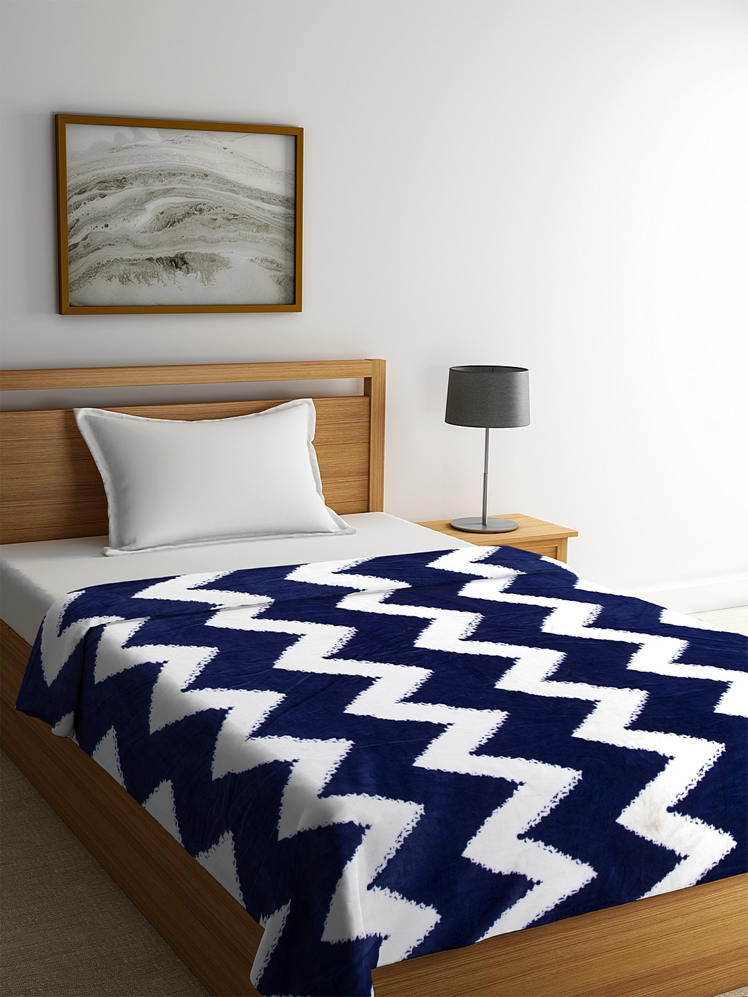 

Cortina Navy Blue & White Geometric AC Room 250 GSM Single Bed Blanket