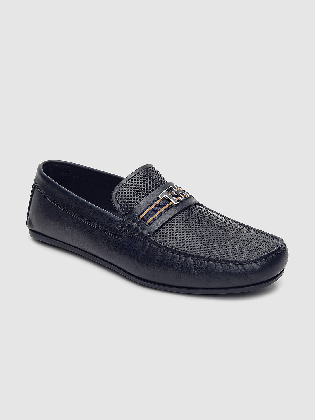 

Tommy Hilfiger Men Navy Blue Textured Loafers