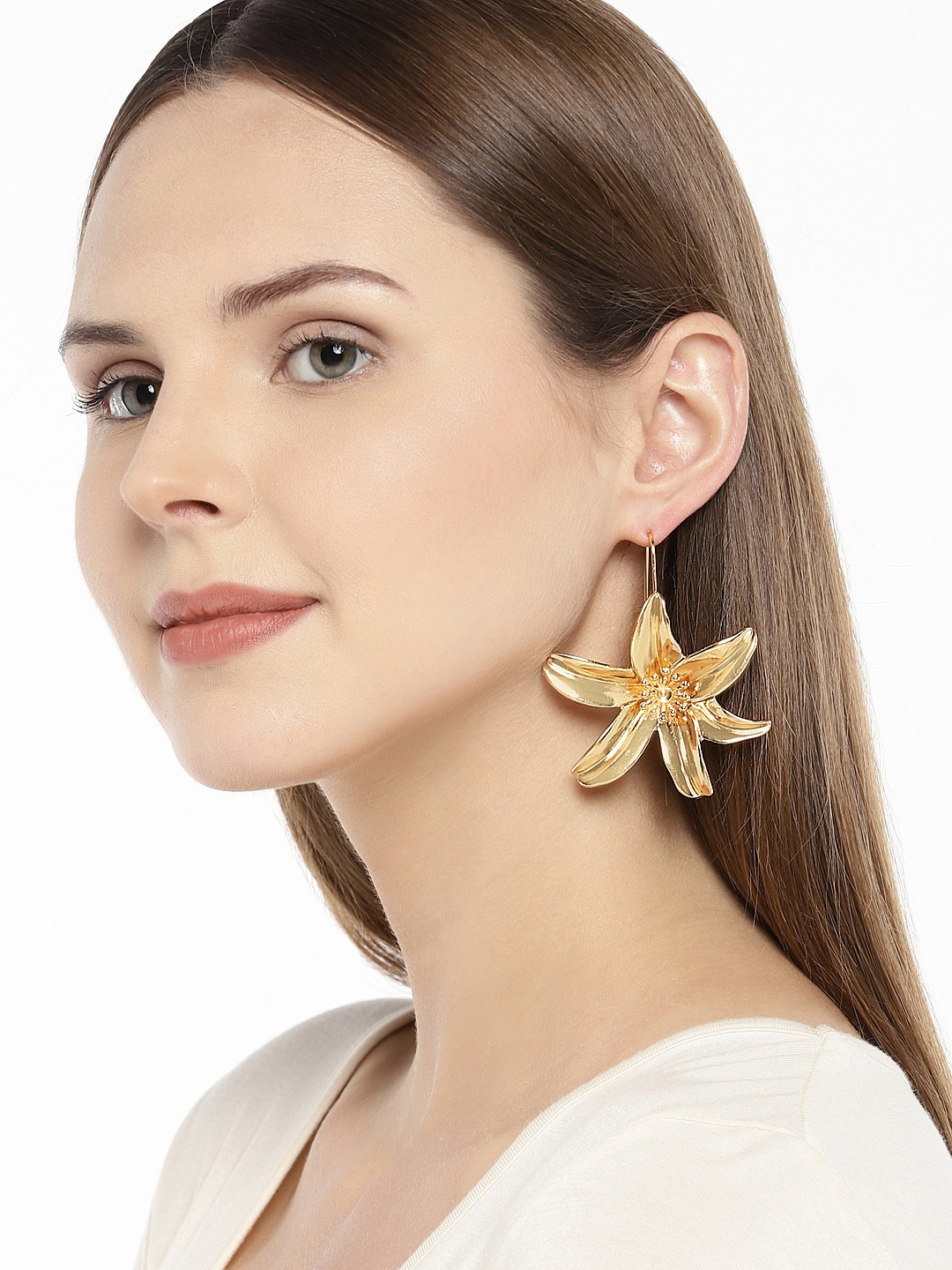 

OOMPH Gold-Toned Floral Statement Drop Earrings