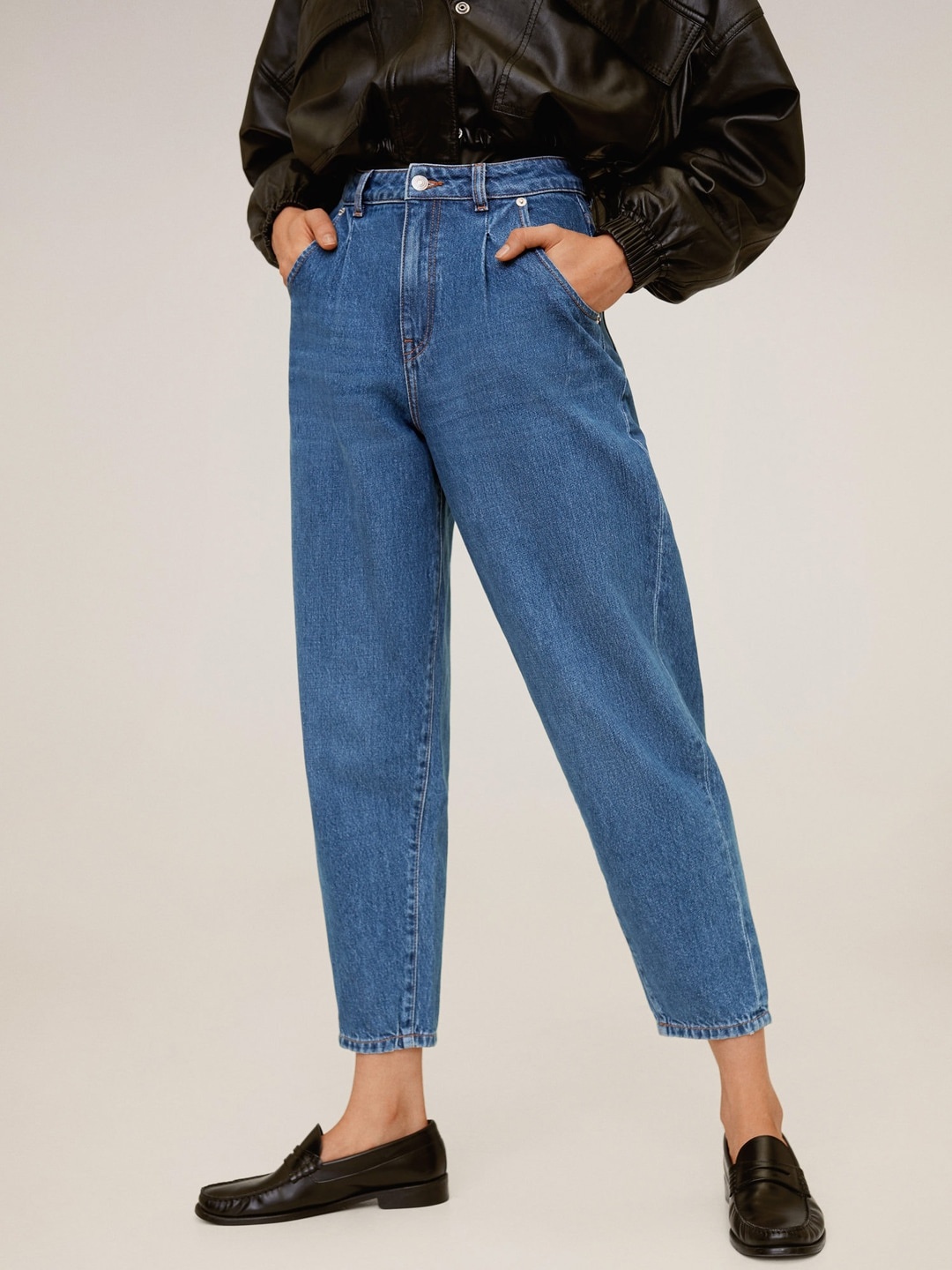

MANGO Women Blue Regular Fit Mid-Rise Clean Look Cropped Sustainable Jeans