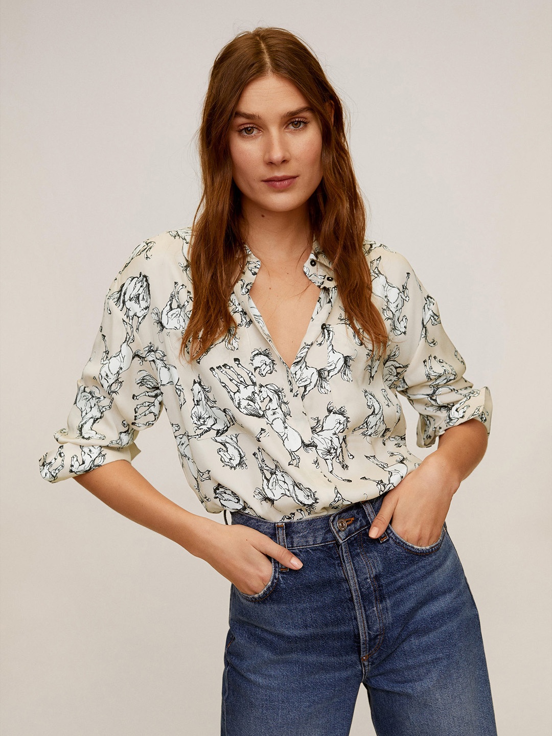 

MANGO Women Cream-Coloured & White Regular Fit Printed Casual Shirt