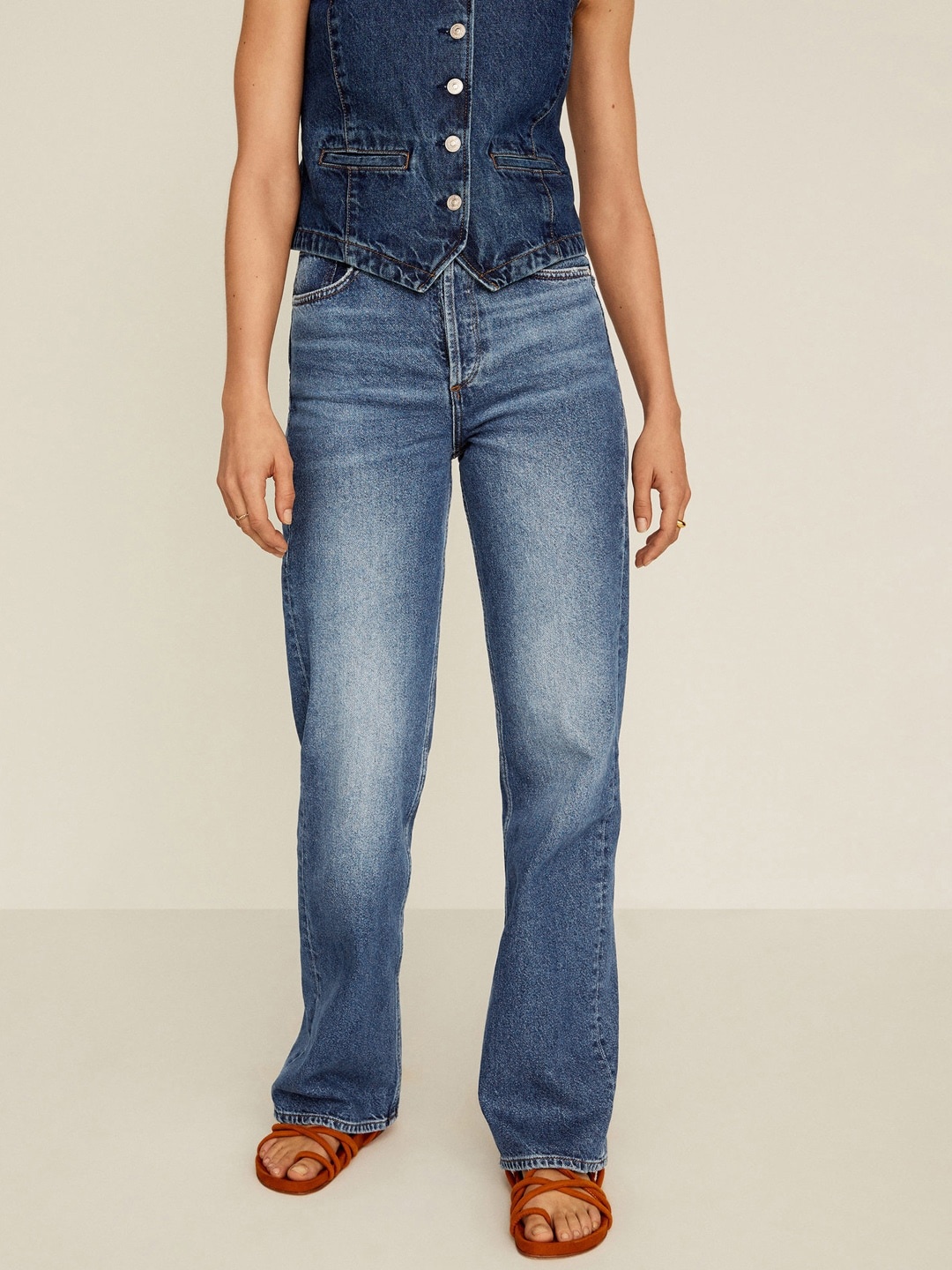 

MANGO Women Blue Regular Fit Mid-Rise Clean Look Sustainable Jeans