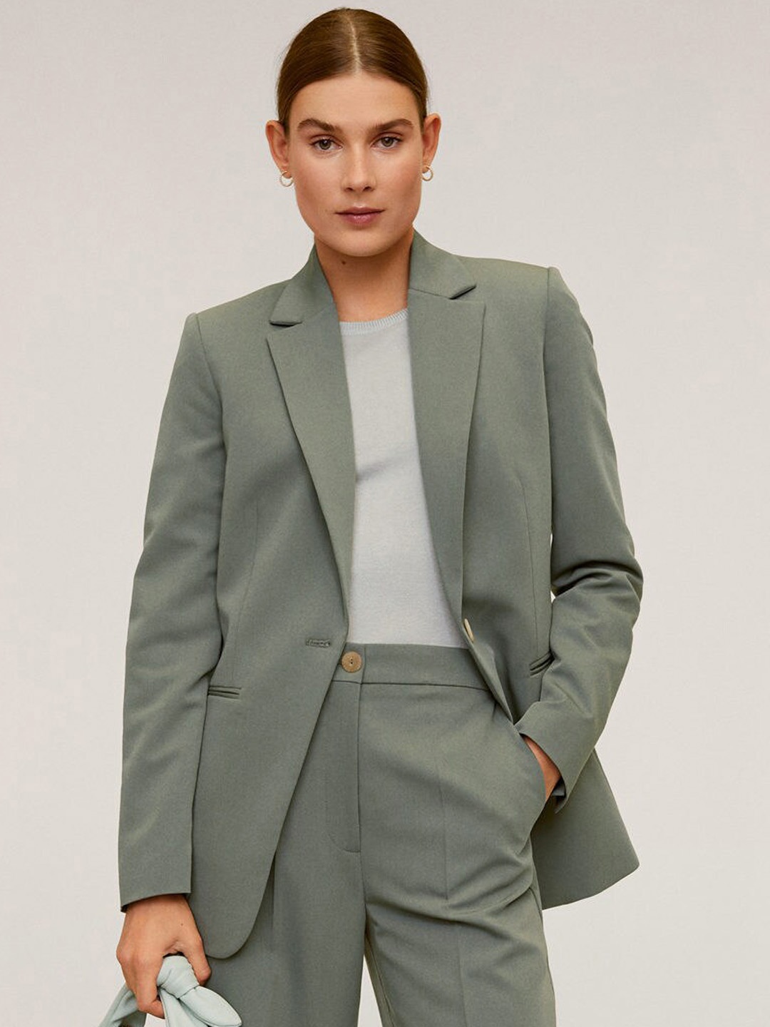 

MANGO Women Olive Green Solid Regular Fit Single-Breasted Formal Blazer