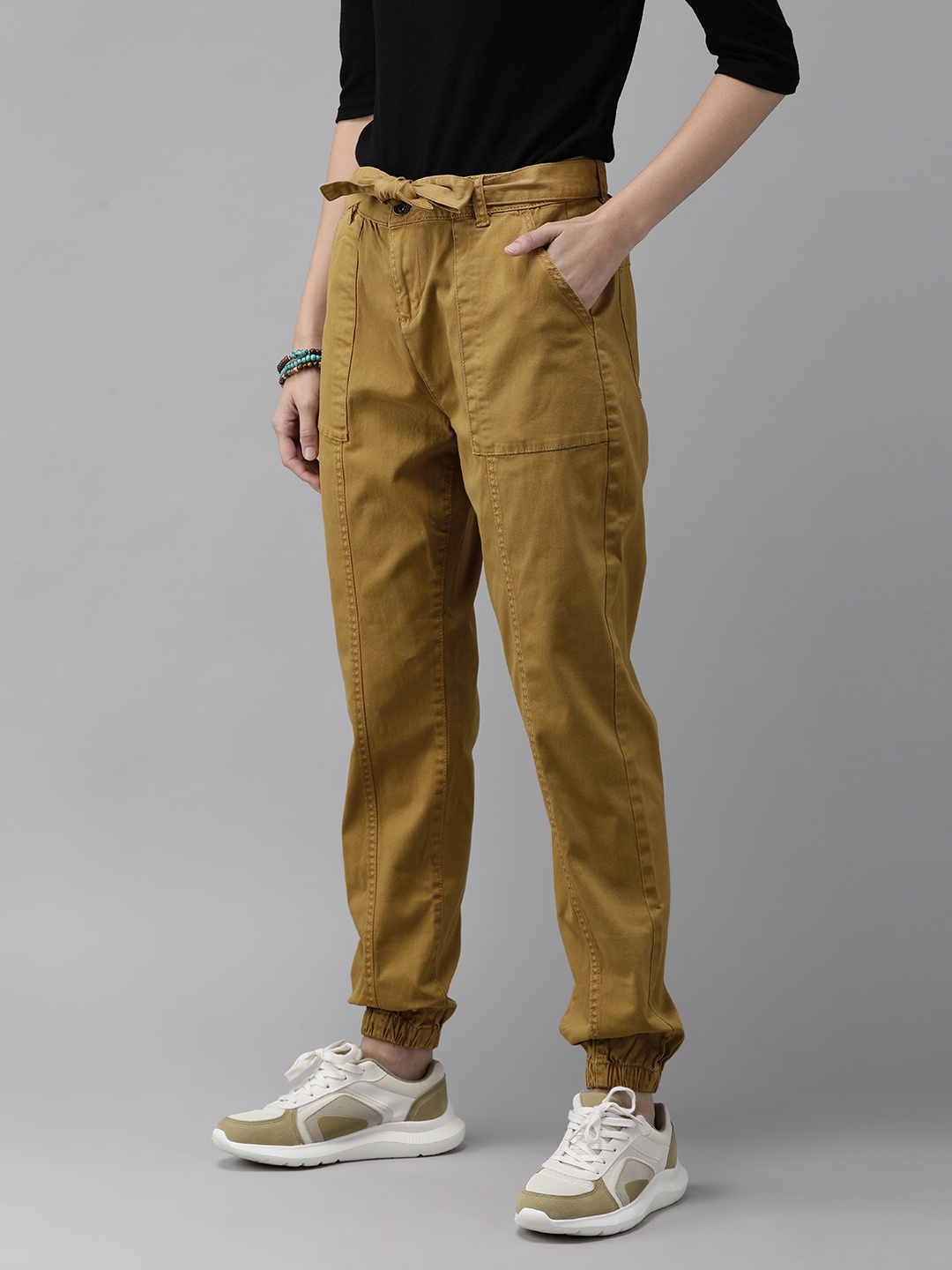 

Roadster Women Khaki Regular Fit Solid Joggers