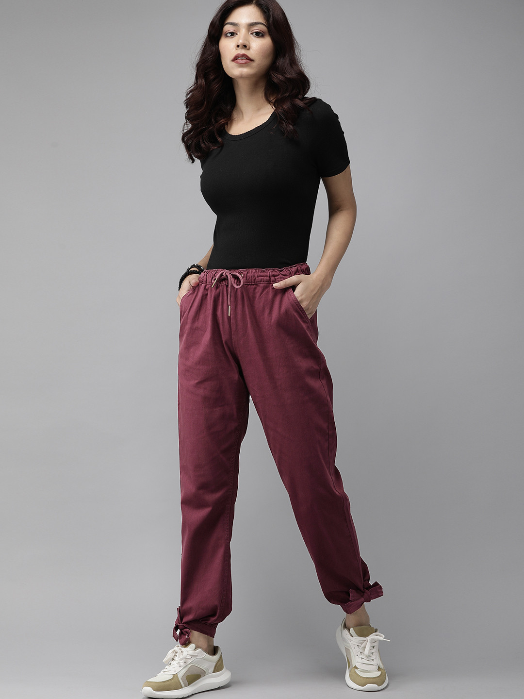 

Roadster Women Burgundy Regular Fit Solid Trousers