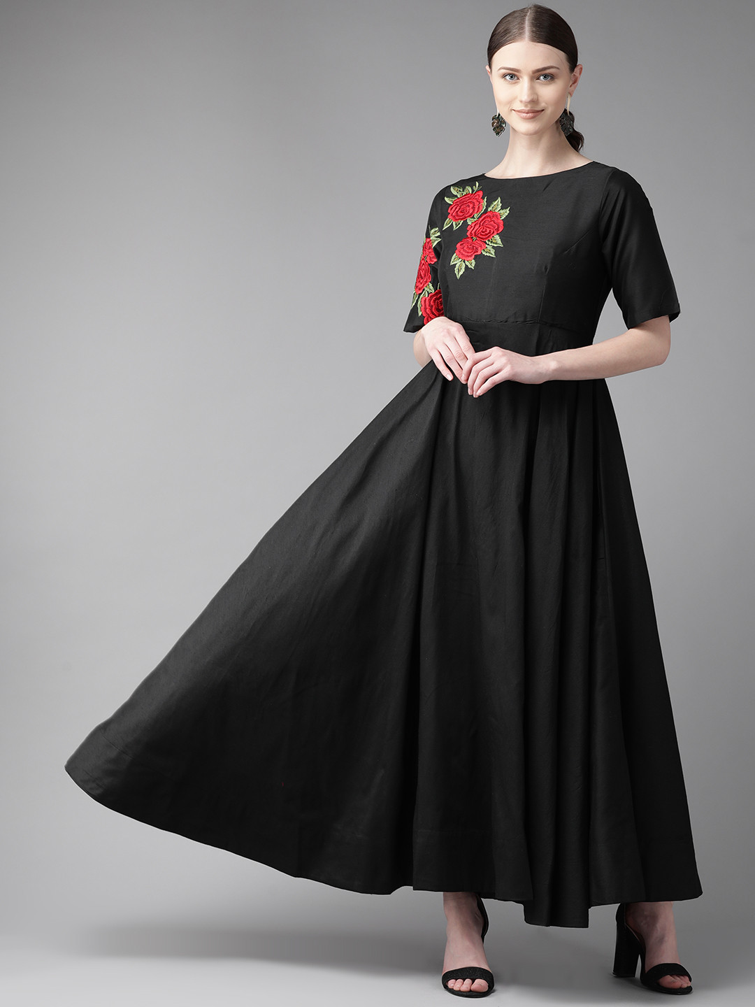 

Bhama Couture Women Black Solid Maxi Dress