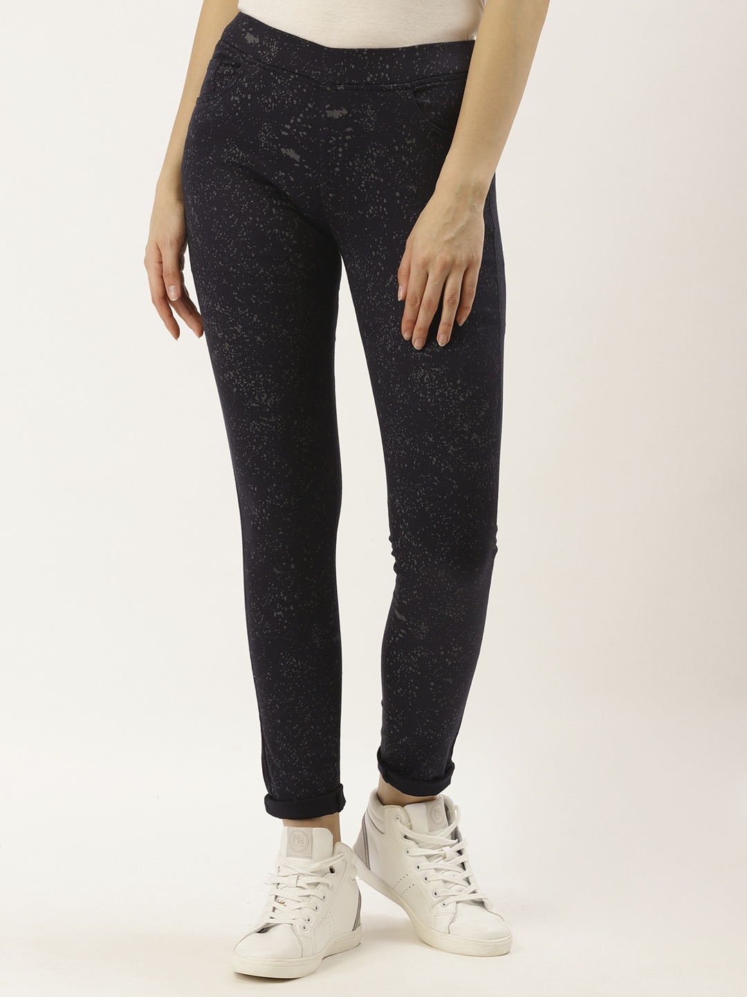 

urSense Women Navy Blue & Charcoal Grey Skinny Fit Printed Treggings