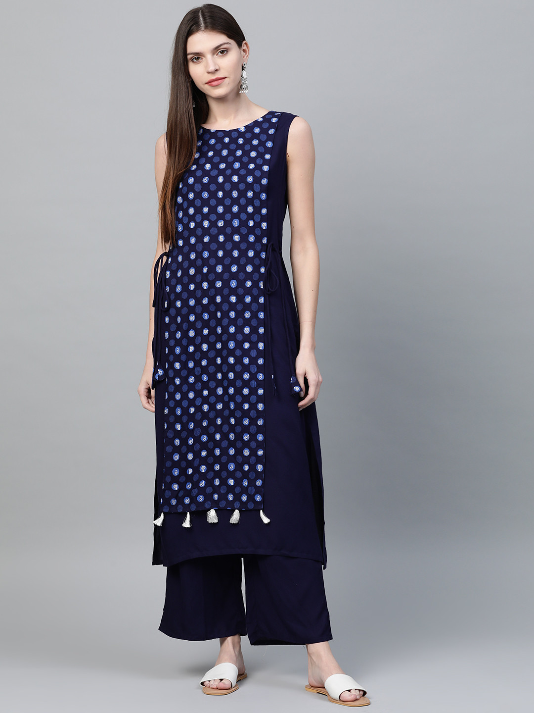 

ZIYAA Women Navy Blue Screen Print Kurta with Palazzos