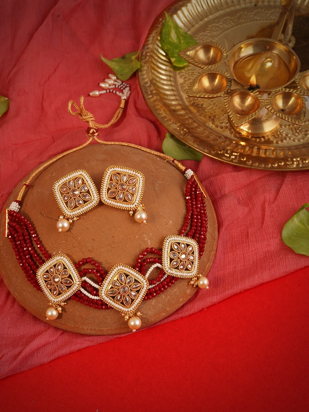 

LAIDA Gold-Toned & Maroon Stone-Studded Jewellery Set
