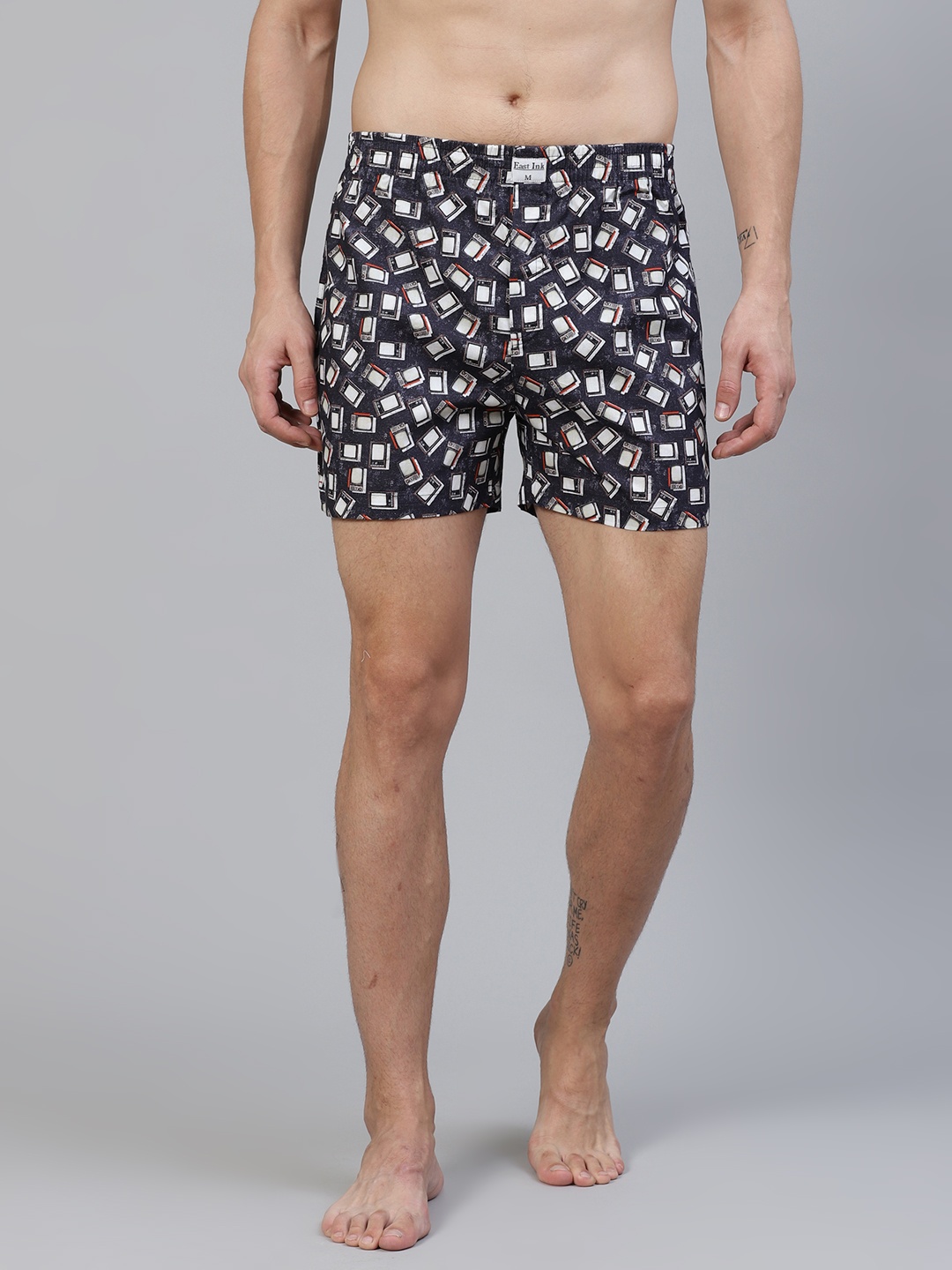

East Ink Men Navy Blue & White Television Print Pure Cotton Boxers EIBXCO039