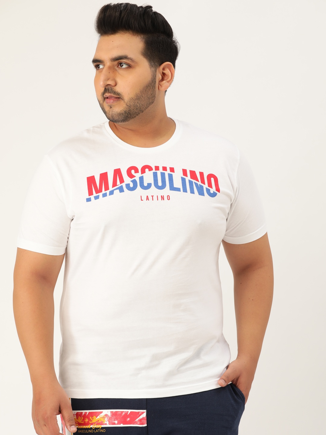 

Masculino Latino Men White Printed Round Neck Pure Cotton T-shirt